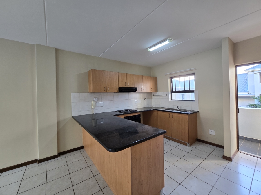 To Let 2 Bedroom Property for Rent in Admirals Park Western Cape